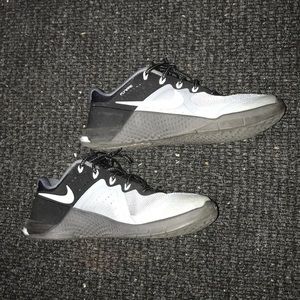 Nike flywire training shoe